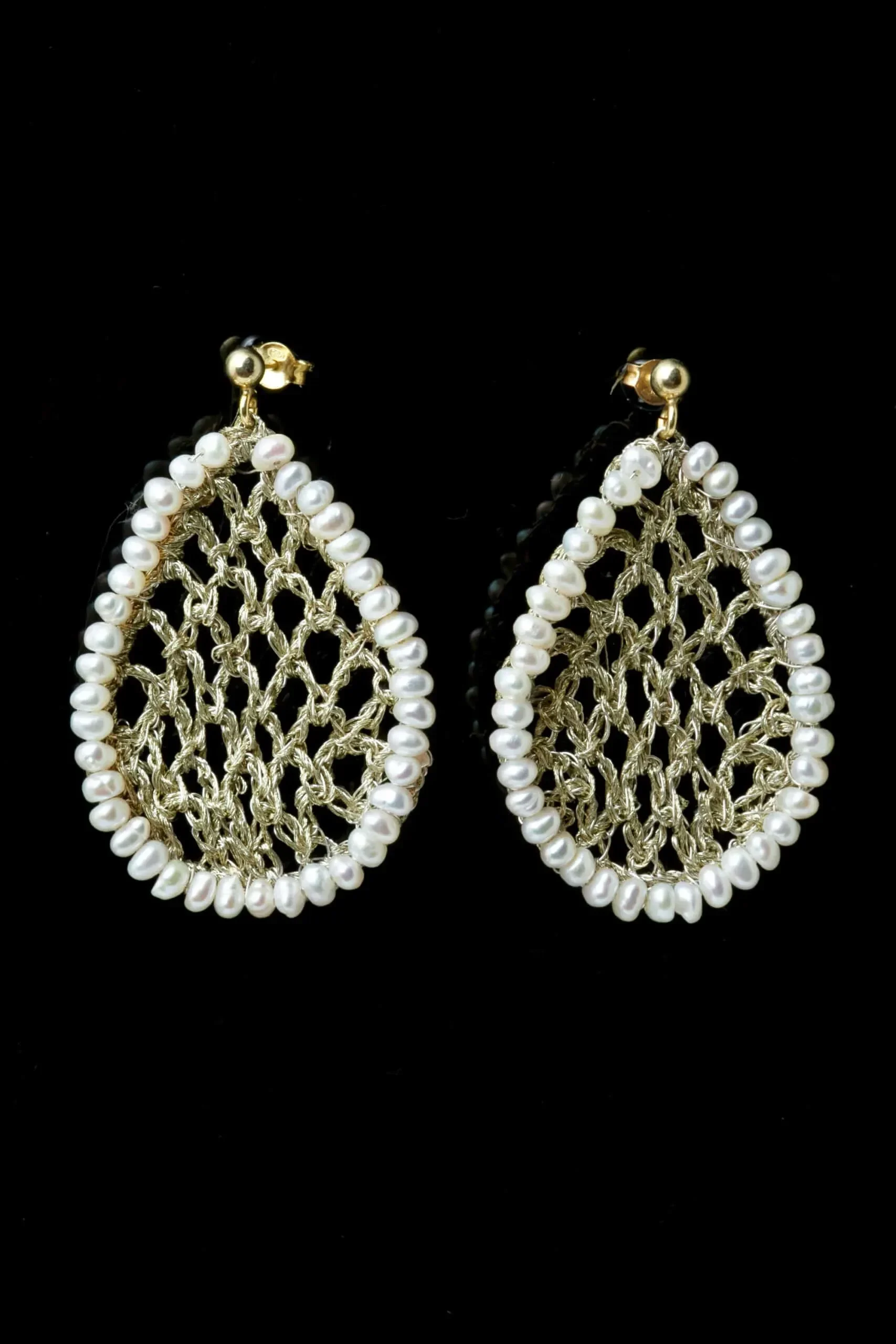 Handmade Jewellery | Teardrop crochet knit silver earrings with pearls gallery 1