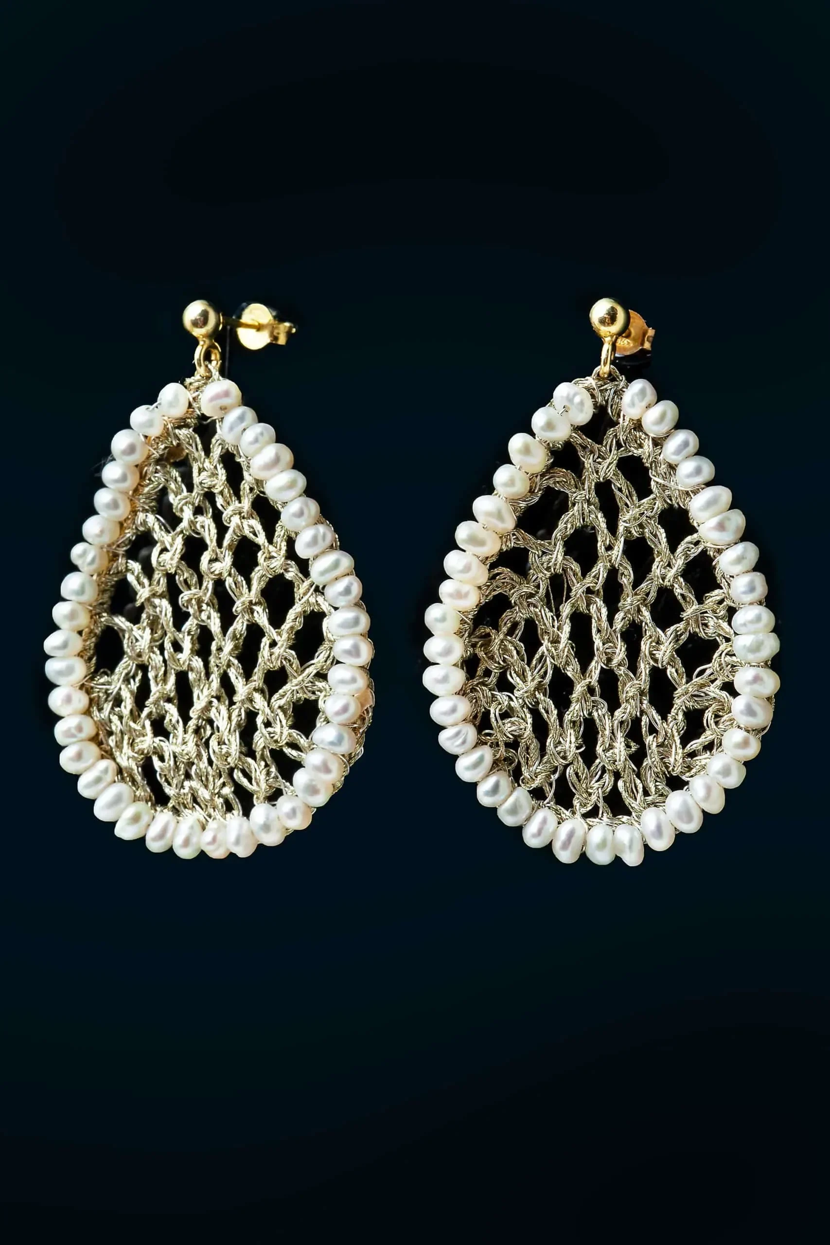 Handmade Jewellery | Teardrop crochet knit silver earrings with pearls gallery 2