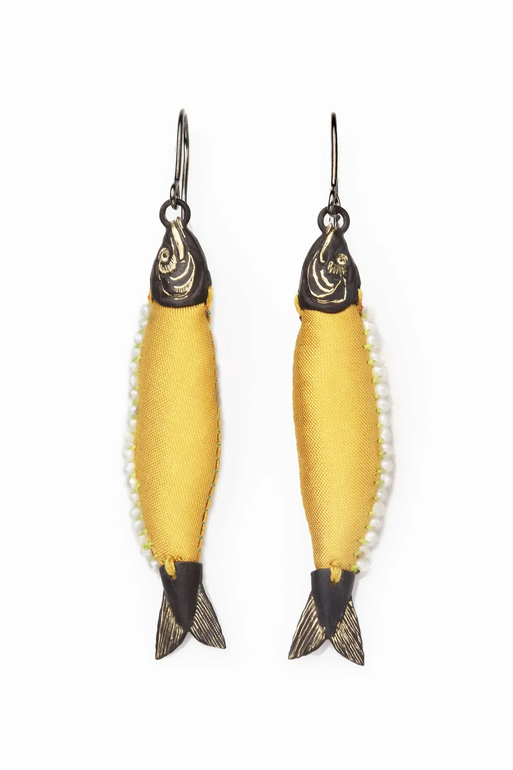 Handmade Jewellery | Fish bronze earrings with silk and pearls main