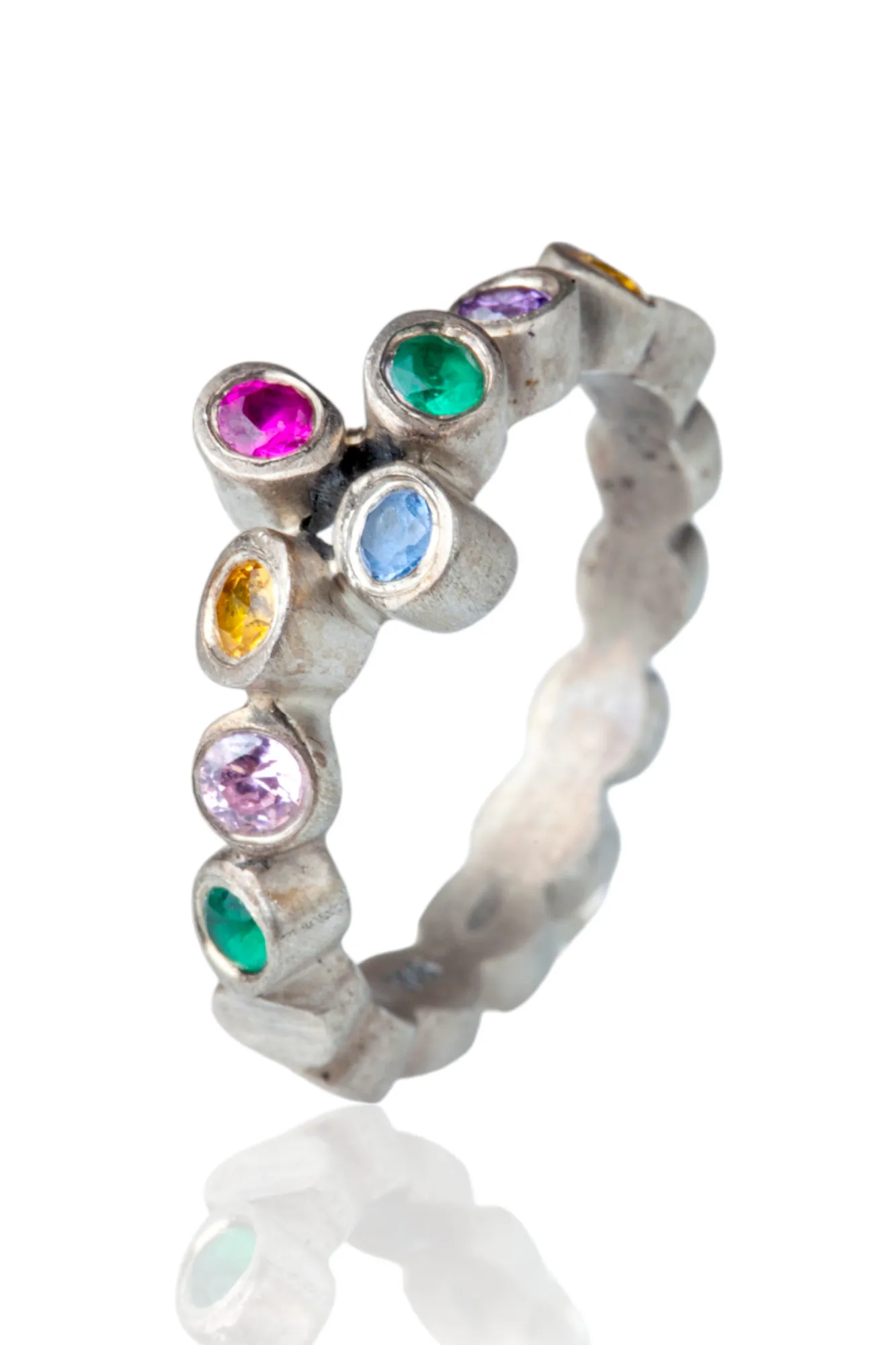 Χειροποίητα κοσμήματα | Ασημένιο οξειδωμένο δαχτυλίδι με ημιπολύτιμες πέτρες gallery 1