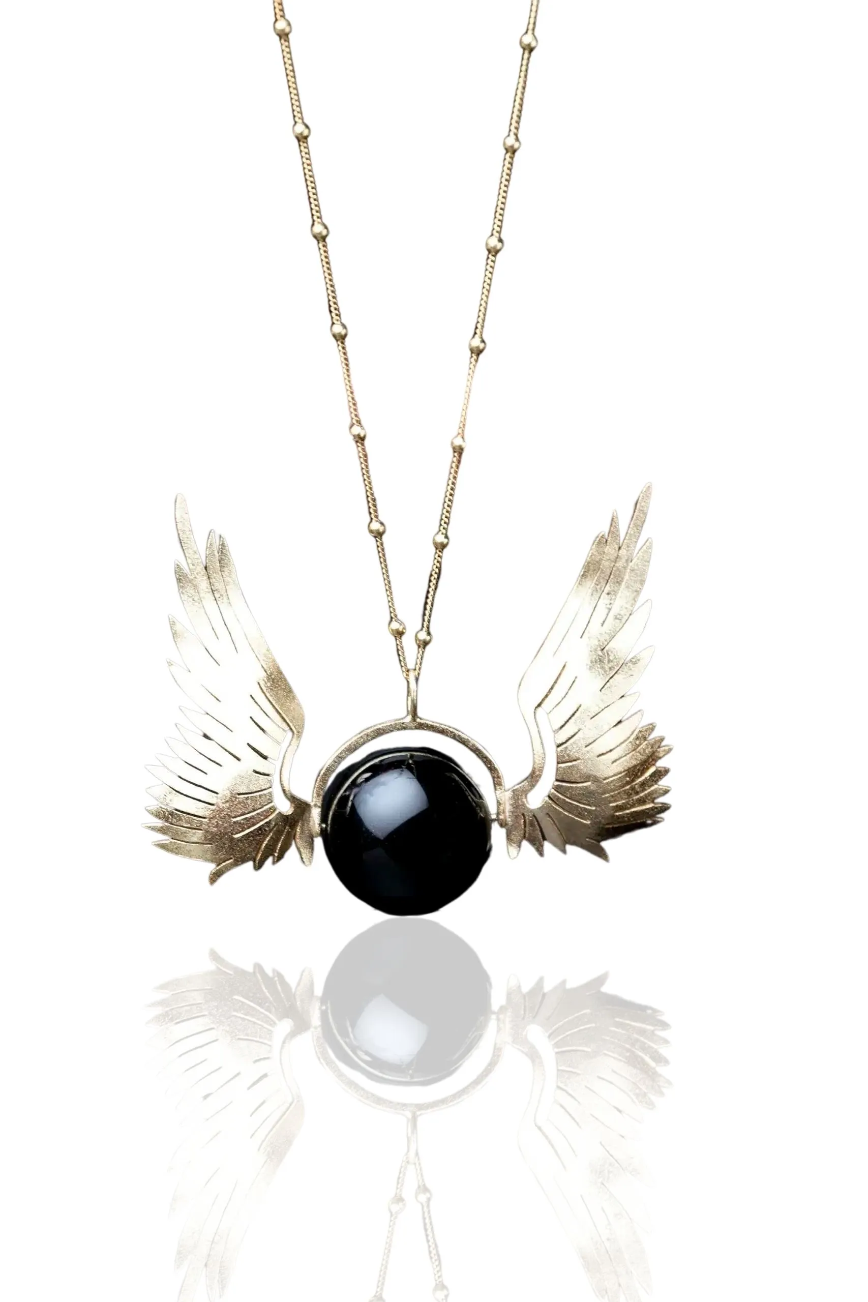 Χειροποίητα κοσμήματα | Ασημένιο κολιέ φτερά αγγέλου με επιχρύσωση και μαύρο όνυχα main